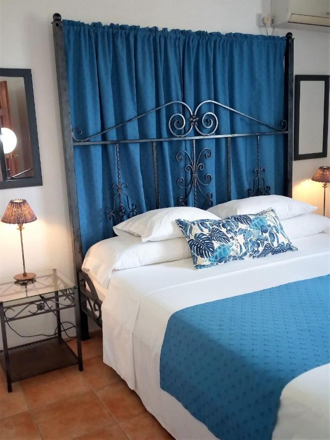 Caribbean Sea View Holiday Apartments Méro エクステリア 写真