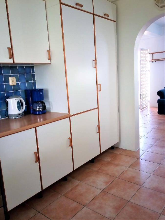 Caribbean Sea View Holiday Apartments Méro エクステリア 写真