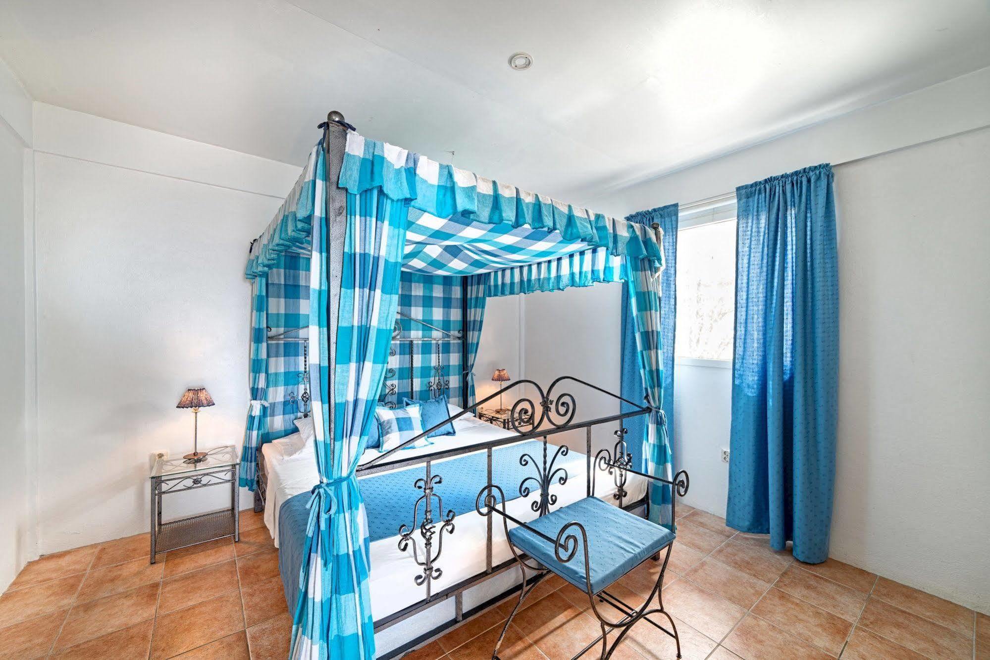 Caribbean Sea View Holiday Apartments Méro エクステリア 写真